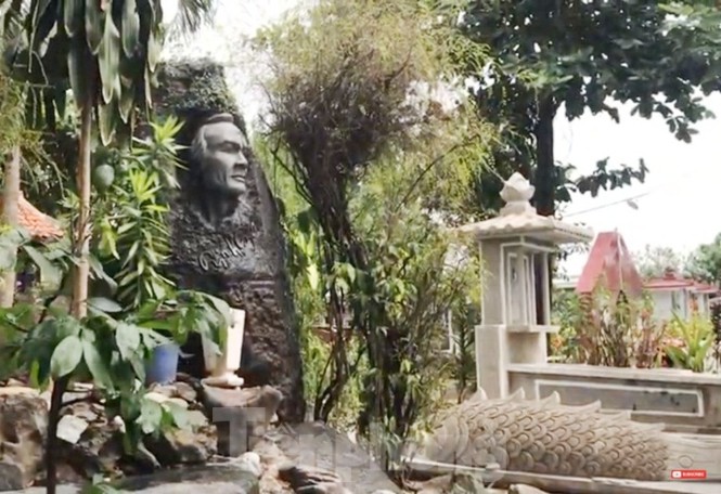 Độc đáo trong ngôi mộ của cha đẻ bài hát ‘Ta thấy gì đêm nay’ - ảnh 3