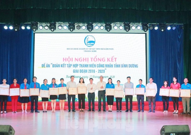 Tích cực chăm lo hiệu quả kịp thời đời sống thanh niên công nhân - ảnh 2