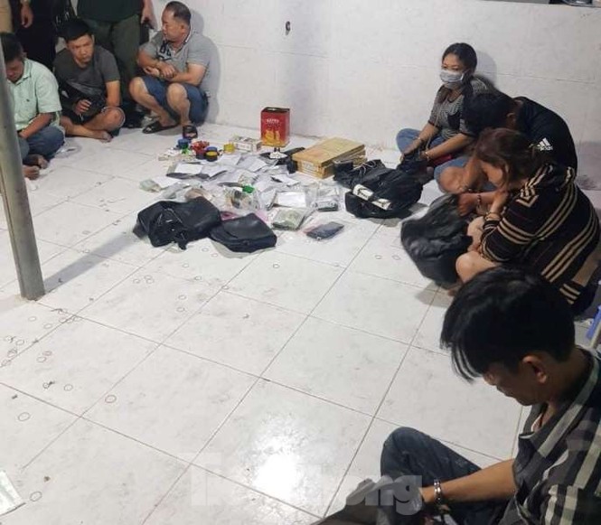 Bên trong sòng bạc quy mô lớn vừa bị triệt xóa ở Bình Dương - ảnh 3