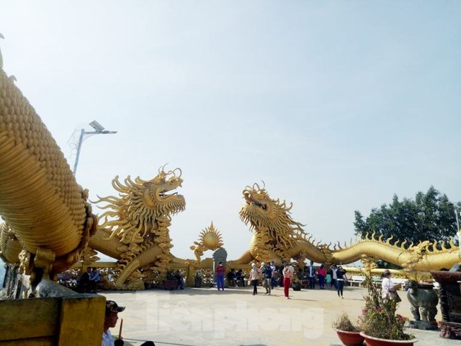 Huyền bí ngôi chùa ‘độc nhất vô nhị’ ở Bình Dương - ảnh 5