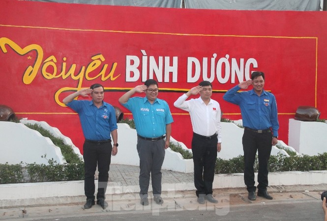 Bình Dương: Khánh thành hoa viên các Anh hùng trẻ tuổi - ảnh 6