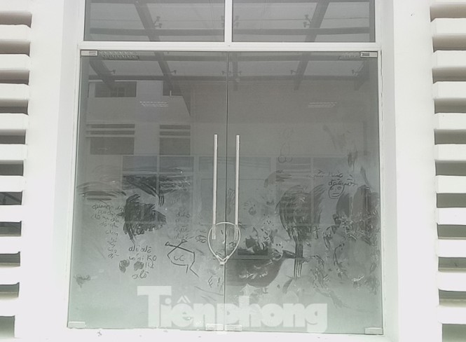Những bệnh nhân đầu tiền đến điều trị tại bệnh viện trăm tỉ đồng bỏ hoang - ảnh 6