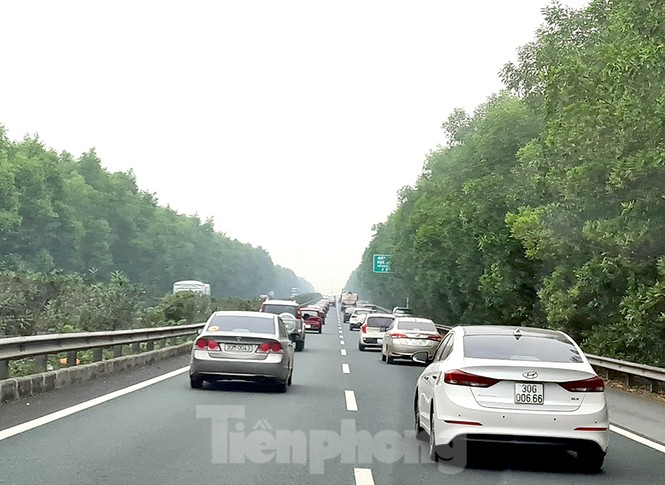 Rồng rắn trở về thành phố sau nghỉ Tết Dương lịch - ảnh 3