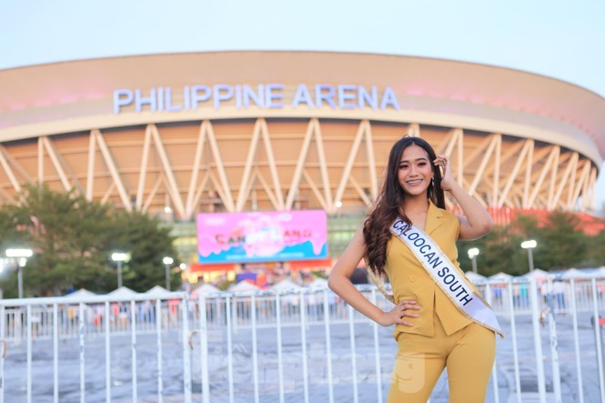 Bóng hồng nóng bỏng trong Lễ khai mạc SEA Games 30 - ảnh 6