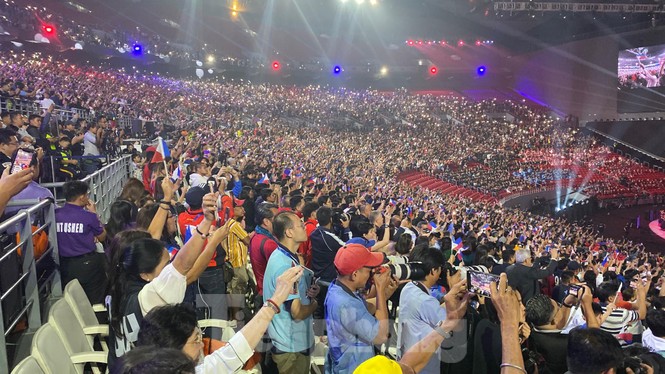 SEA Games 30 chính thức bắt đầu sau lễ khai mạc lung linh sắc màu - ảnh 18