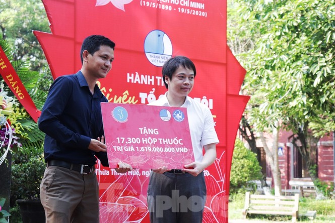 Thiết thực, ý nghĩa chặng hai hành trình ‘Tôi yêu Tổ quốc tôi’ năm 2020 tại Huế - ảnh 10