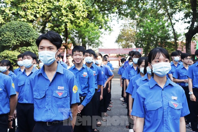 Thiết thực, ý nghĩa chặng hai hành trình ‘Tôi yêu Tổ quốc tôi’ năm 2020 tại Huế - ảnh 5
