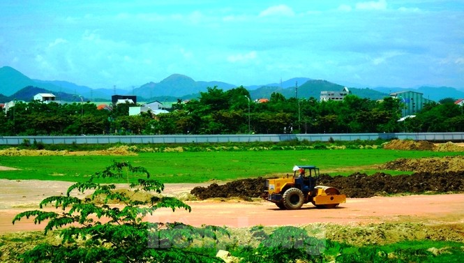 ‘Rùa bò’ tại đại dự án 100 tỷ xây quảng trường, công viên cây xanh lớn nhất TT-Huế - ảnh 3