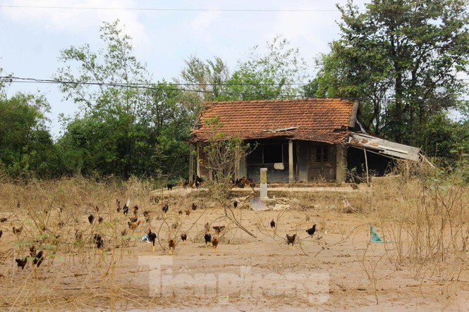 Dân mạng rần rần ca ngợi hành động trả lại tiền trong đồ cứu trợ của người dân vùng lũ - ảnh 1