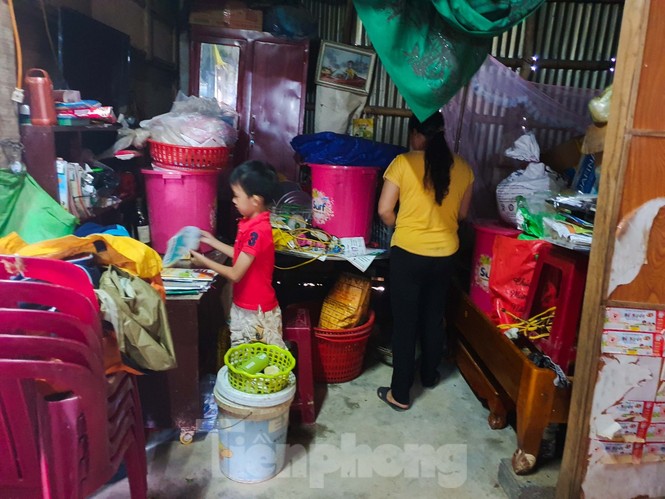 Nổi trôi những phận đời sau bão lũ - ảnh 3