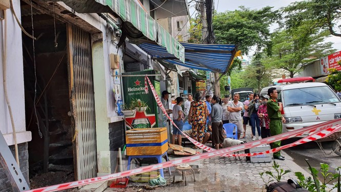 Ám ảnh hiện trường vụ cháy nhà trong đêm, 3 người chết ở Sài Gòn - ảnh 1
