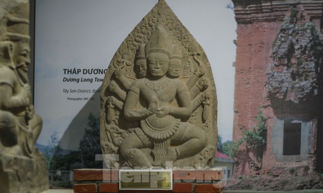 Chiêm ngưỡng vẻ đẹp phù điêu nữ thần Sarasvati vừa được công nhận bảo vật quốc gia - ảnh 5