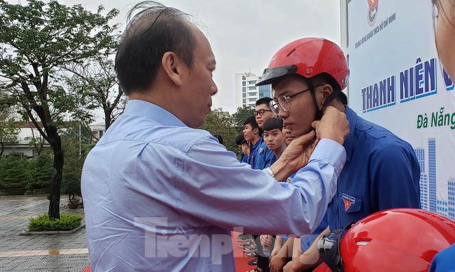 1500 bạn trẻ hưởng ứng Ngày hội Thanh niên với văn hóa giao thông năm 2020 - ảnh 2