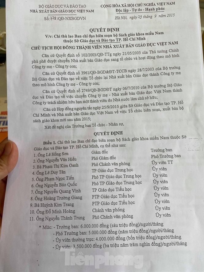 UBND TPHCM yêu cầu Sở GD&ĐT giải trình vụ nhận tiền làm sách của NXB Việt Nam - ảnh 1