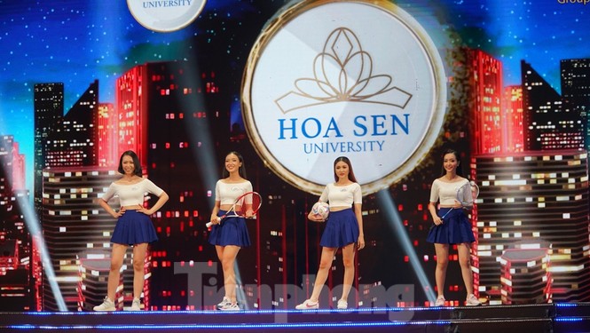 Võ Ngọc Hồng Đào đăng quang 'Nét đẹp sinh viên HSU 2020' - ảnh 4