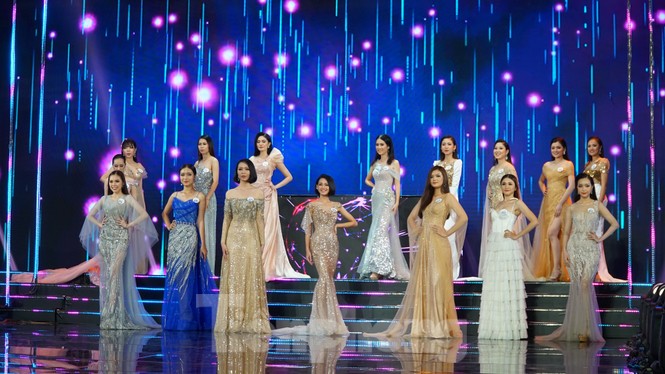 Võ Ngọc Hồng Đào đăng quang 'Nét đẹp sinh viên HSU 2020' - ảnh 1