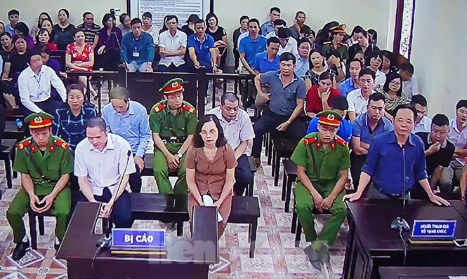 Vụ gian lận thi Hà Giang: Bị cáo khai có thể nhờ rất nhiều người nâng điểm - ảnh 1