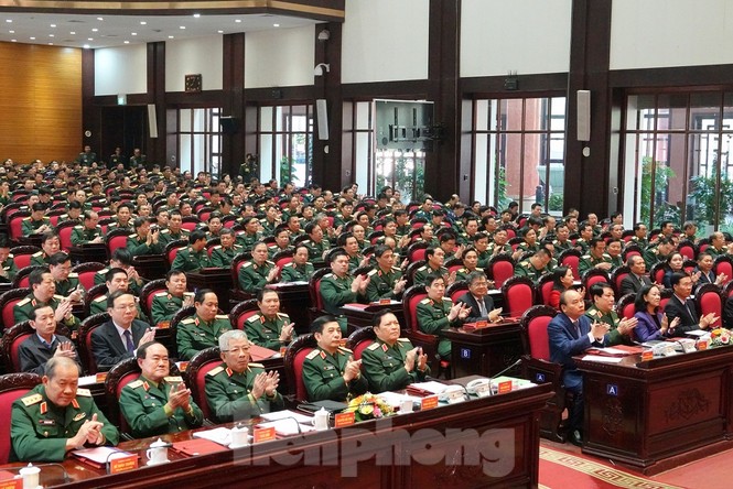 Thủ tướng Nguyễn Xuân Phúc dự Hội nghị Quân chính toàn quân - ảnh 1