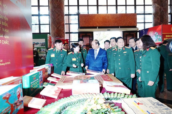 Thủ tướng Nguyễn Xuân Phúc dự Hội nghị Quân chính toàn quân - ảnh 3