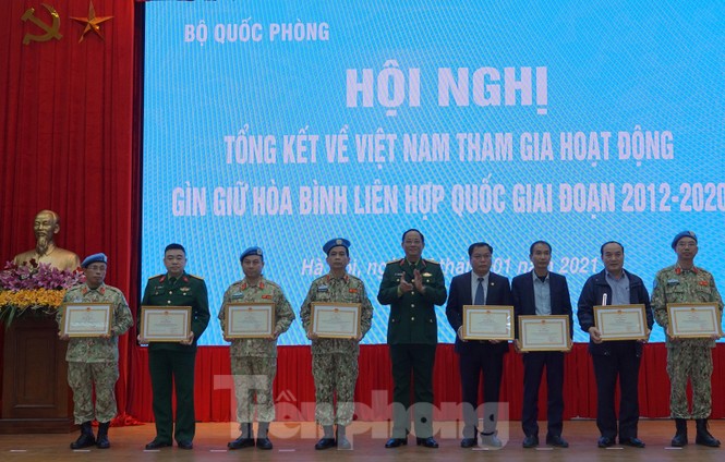 Thượng tướng Nguyễn Chí Vịnh: Hình thành ‘quyền lực mềm’ để bảo vệ Tổ quốc - ảnh 5