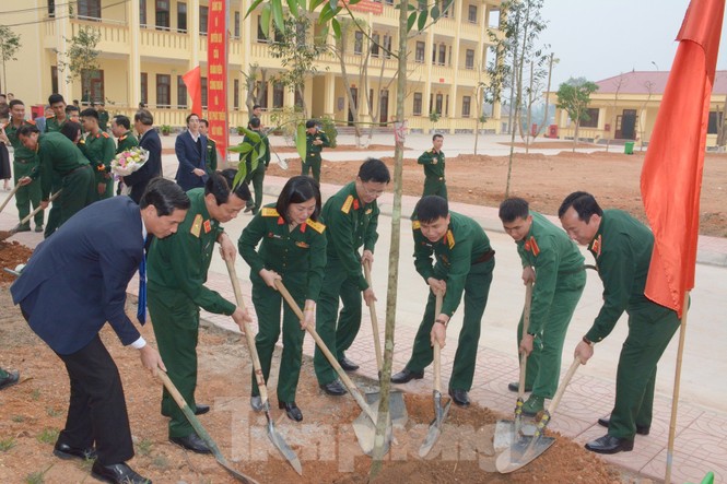 Tuổi trẻ Tăng thiết giáp tiến bước dưới cờ Đảng - ảnh 8