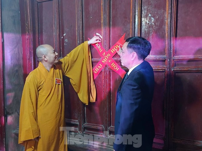 Khai hội ngôi chùa cổ có gác chuông bằng gỗ cao nhất Việt Nam - ảnh 6
