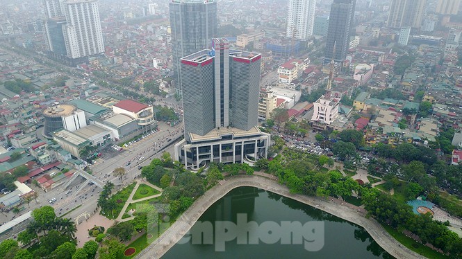 Cao ốc bủa vây hồ Thành Công, DN vẫn đề xuất 'lấp' hồ xây chung cư - ảnh 3