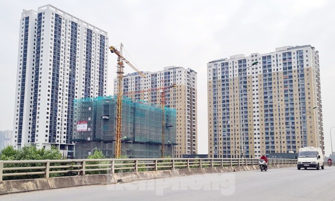 Năm 2021, doanh nghiệp bất động sản vẫn gặp khó vì dịch COVID-19? - ảnh 2
