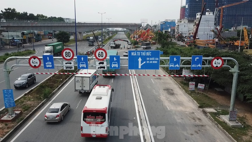 Nhìn từ trên cao nút giao thông cửa ngõ phía Đông Sài Gòn vừa thông xe - ảnh 2