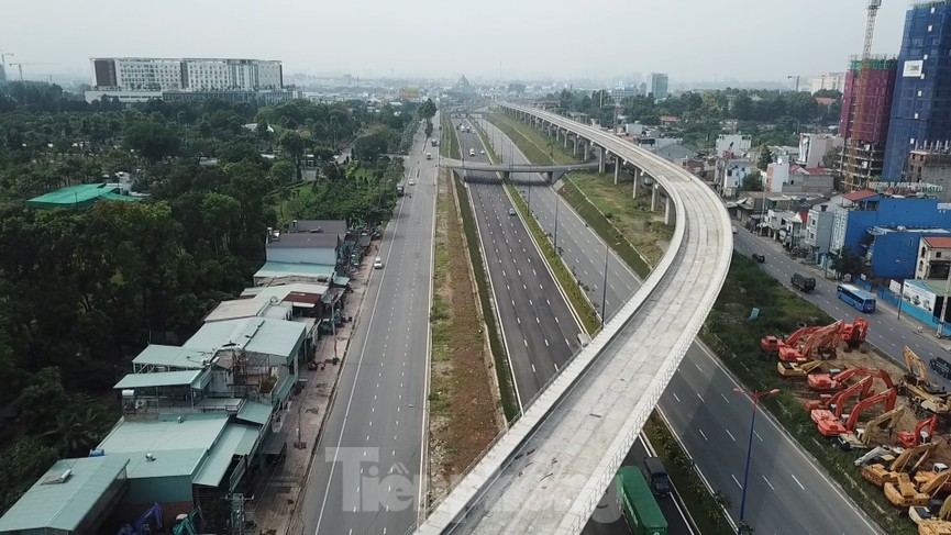 Nhìn từ trên cao nút giao thông cửa ngõ phía Đông Sài Gòn vừa thông xe - ảnh 10