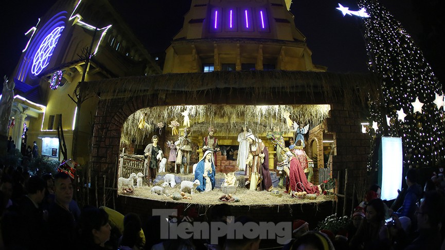 Nhà thờ Cửa Bắc: Đêm thánh đường đón Noel - ảnh 17