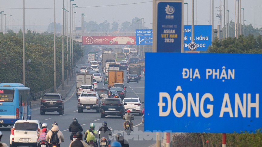 Vì sao Hà Nội bị sương mù bao phủ, bụi mịn dày đặc - ảnh 8