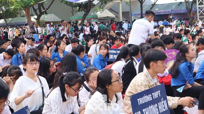 Đại học Đà Nẵng đưa ra các phương án tuyển sinh để thích ứng với COVID-19 - ảnh 2