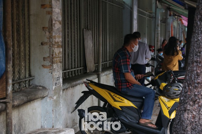 Kết thúc buổi thi sáng 10/08, sĩ tử có cảm nghĩ trái chiều về bài thi Tổ hợp - ảnh 3
