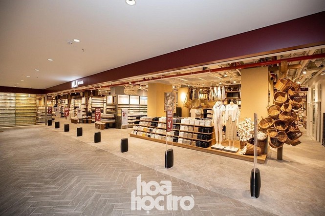 Ngày mở cửa đầu tiên của Muji Việt Nam: Flagship “siêu to khổng lồ” cái gì cũng có - ảnh 4