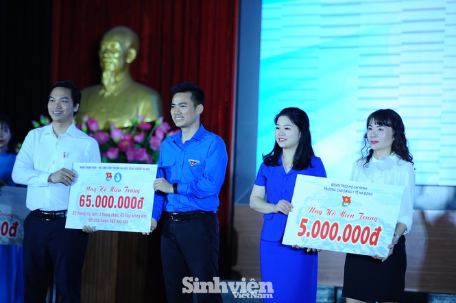 Gần 500 triệu đồng từ các cơ sở Đoàn - Hội Thủ đô ủng hộ đồng bào miền Trung - ảnh 4