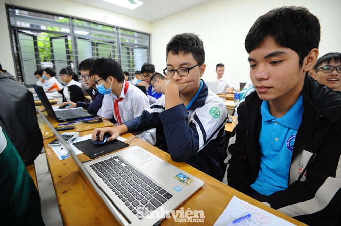 169 thí sinh tham dự vòng sơ khảo phía Bắc Hội thi Tin học trẻ toàn quốc - ảnh 3