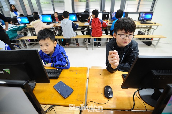 169 thí sinh tham dự vòng sơ khảo phía Bắc Hội thi Tin học trẻ toàn quốc - ảnh 4