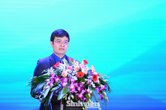 Mỗi tấm gương thầy, cô giáo trẻ tiêu biểu là một câu chuyện đẹp - ảnh 4
