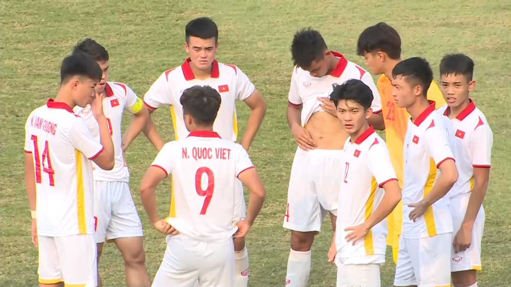 Trực tiếp U19 Việt Nam vs U19 Myanmar 1-0 (h2): Hàng thủ sơ hở, U19 Việt Nam suýt trả giá đắt