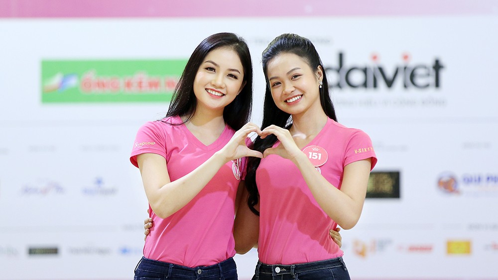 'Nhà có ba nàng tiên' cùng đi thi Hoa hậu Việt Nam ảnh 2
