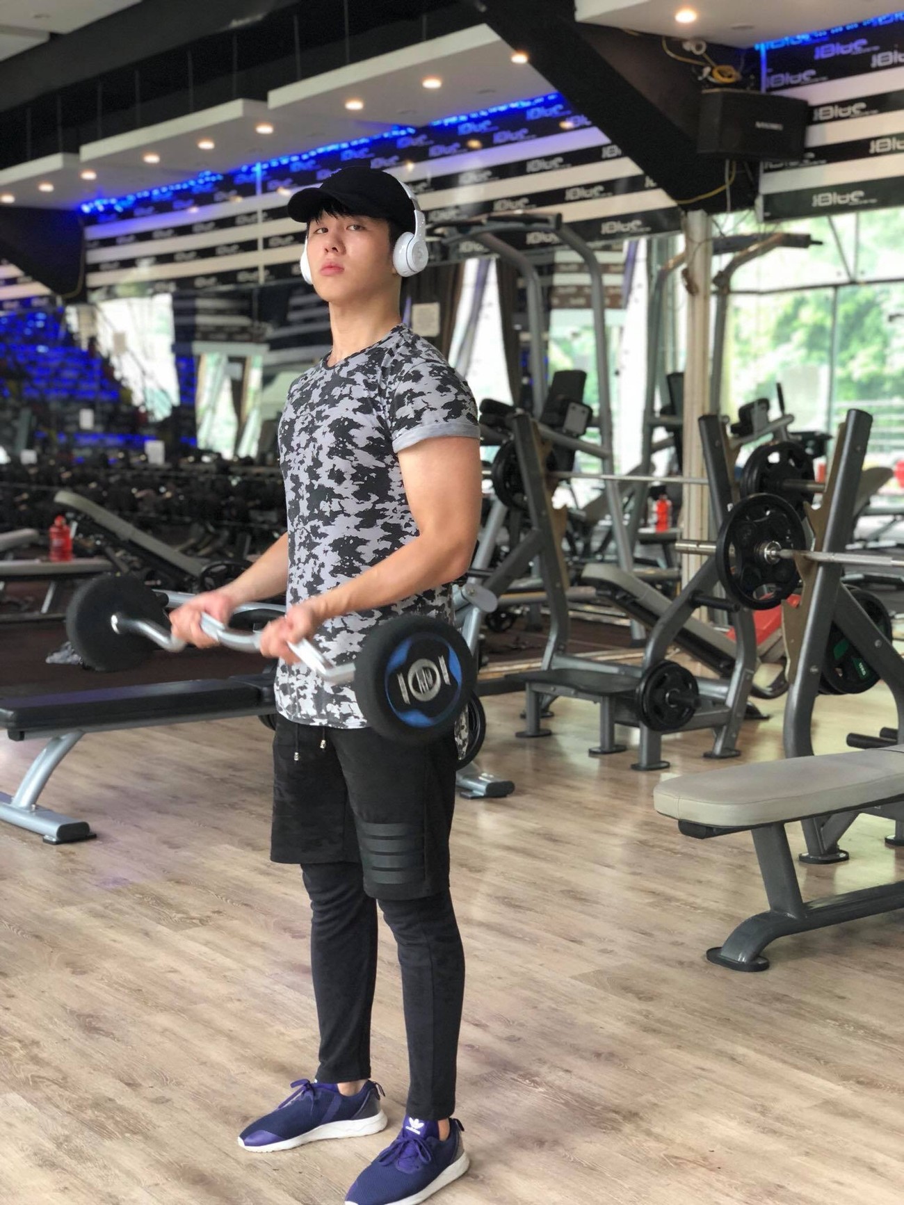 Chàng sinh viên kinh doanh công nghệ ước mơ trở thành diễn viên chuyên nghiệp ảnh 5