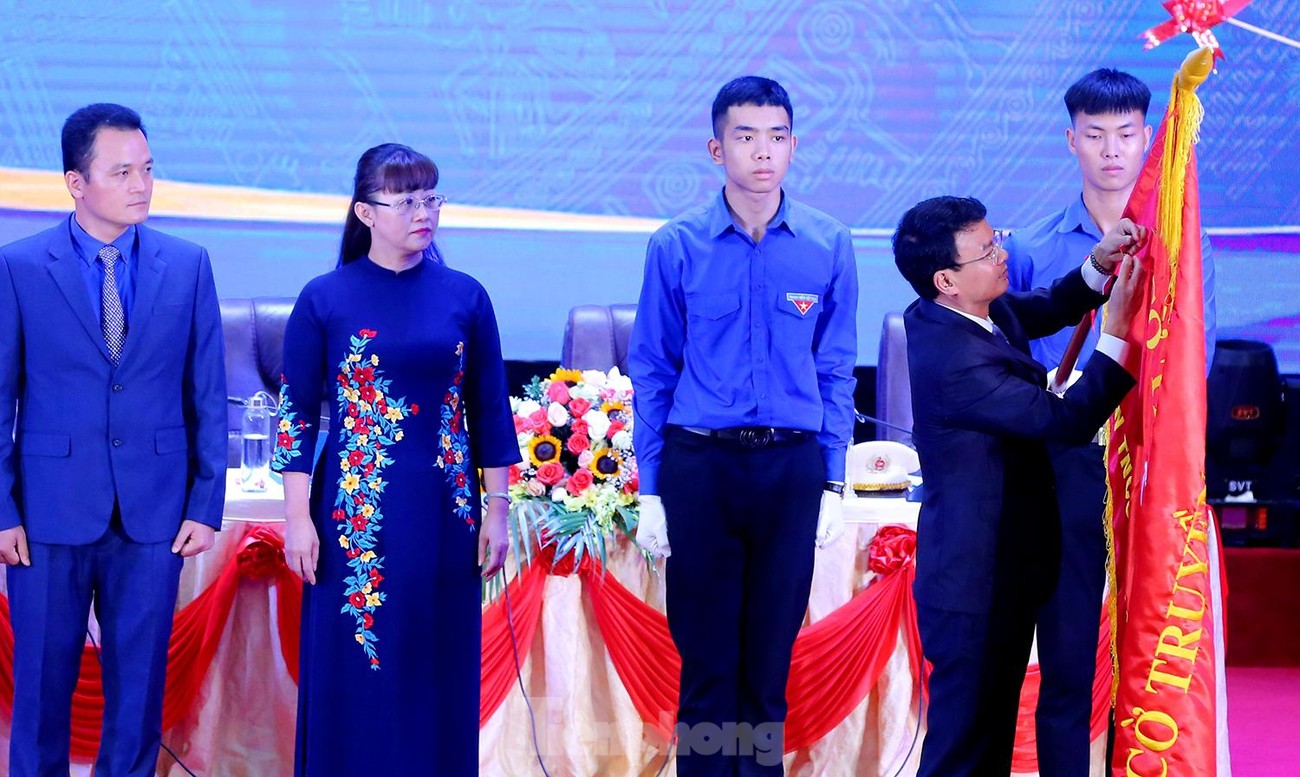  Đoàn TNCS Hồ Chí Minh tỉnh Lào Cai đón nhận Huân chương Lao động hạng Nhất ảnh 7