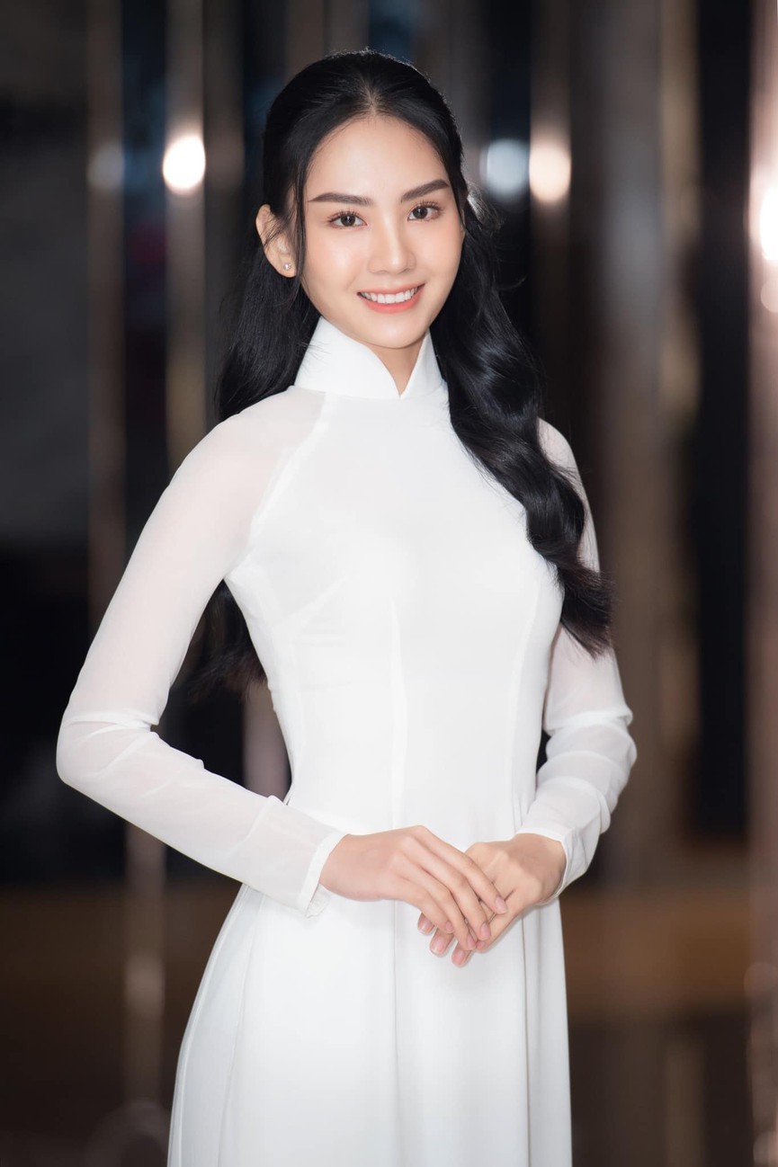 Đọ nhan sắc ba người đẹp từng giành giải 'Người đẹp Nhân ái' tại Hoa hậu Việt Nam ảnh 14