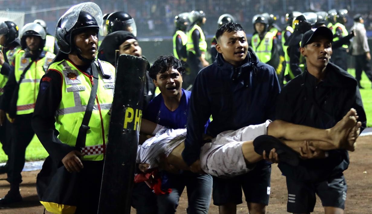 Sự thật tàn khốc về bạo lực ở Indo, nơi xem bóng đá nguy hiểm nhất hành tinh ảnh 11