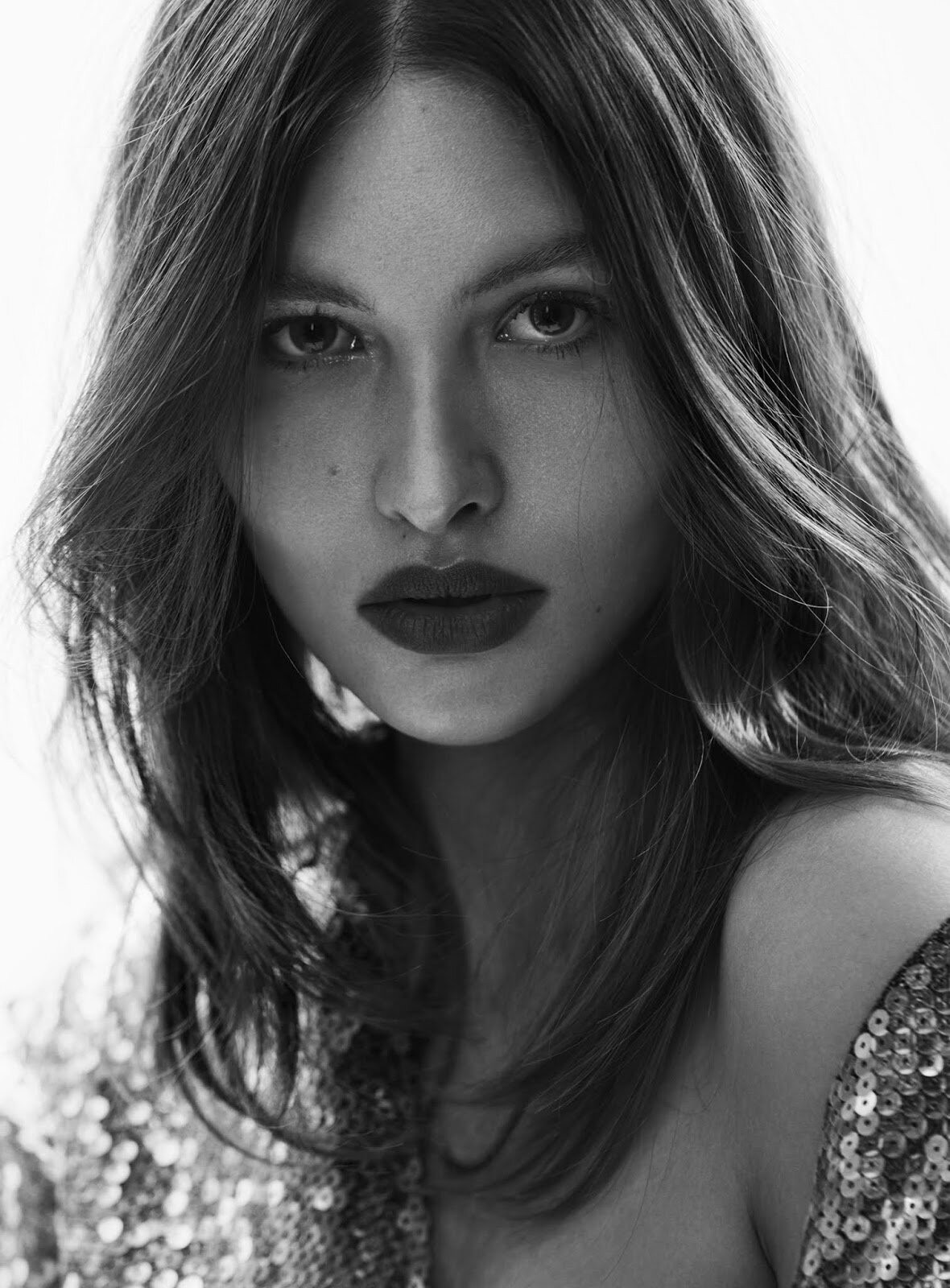 'Thiên thần nội y' Grace Elizabeth khoe đường cong tuyệt mỹ ảnh 14