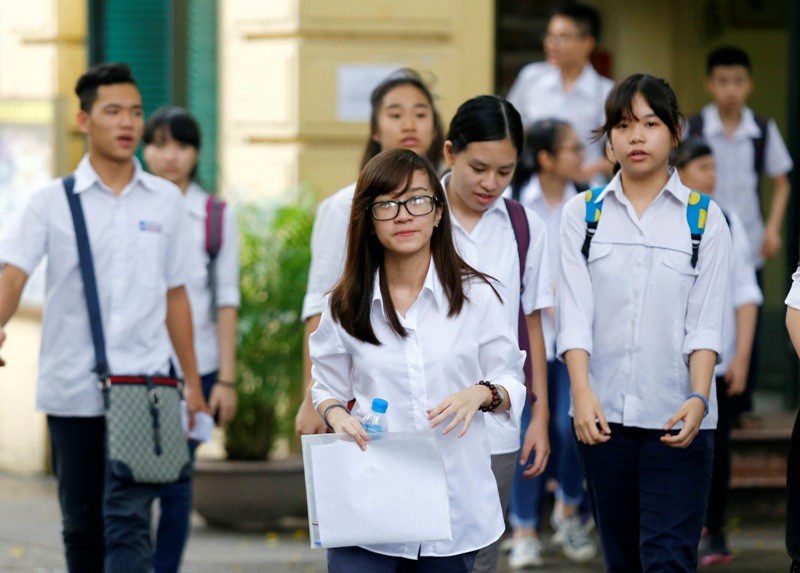Chùm ảnh: Hơn 70.000 thí sinh thi vào lớp 10 ở Hà Nội ảnh 6