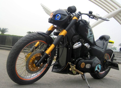 Ngắm Honda cruiser độ sói hoang lạnh lùng tại Hà Nội ảnh 1
