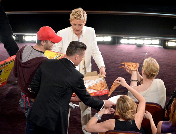Hậu trường hài hước tại Oscar 2014 ảnh 2