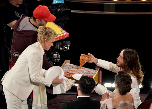 Hậu trường hài hước tại Oscar 2014 ảnh 3